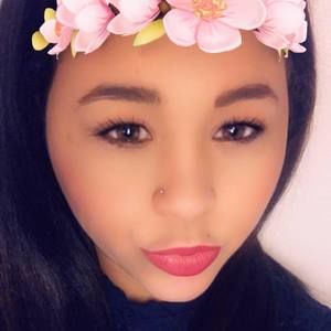 Meet your Posher, Isamar